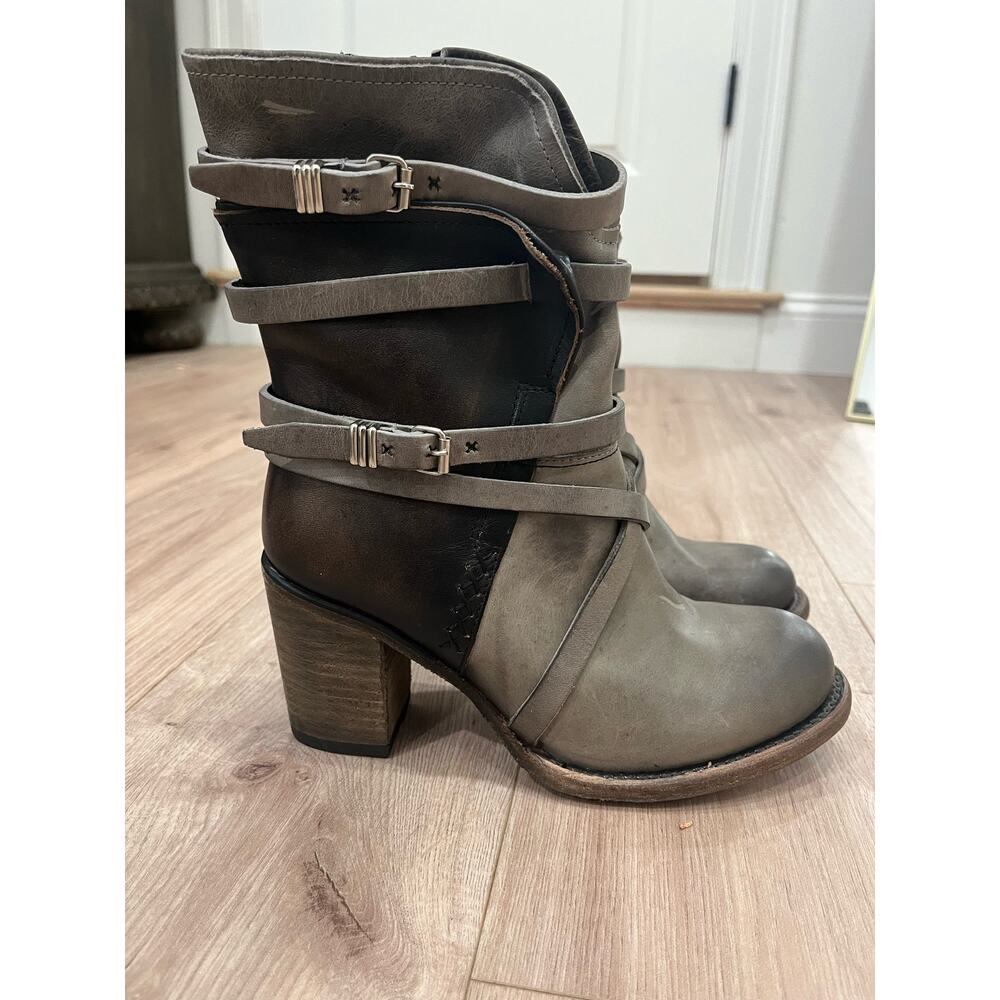 NWOB FREEBIRD | Distressed Stone Leather Baker Boots Size 7